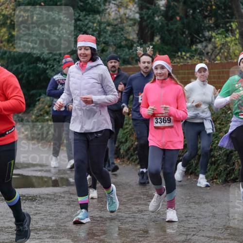 07.12.2025 - St. Pauli X-Mass-Run No. 15 Michael Burmester http://msf.ph/oto/9400903 07.12.2025 10:24:17 Laufen 4146, 3369, 4095 meine-sportfotos.de