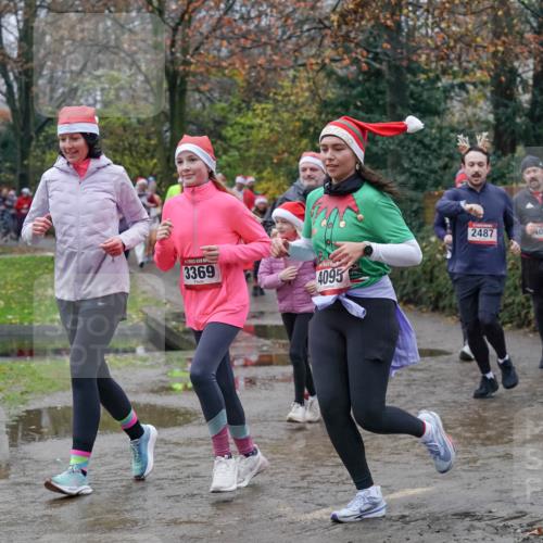 07.12.2025 - St. Pauli X-Mass-Run No. 15 Michael Burmester http://msf.ph/oto/9400911 07.12.2025 10:24:19 Laufen 3369, 4095, 2487, 096 meine-sportfotos.de