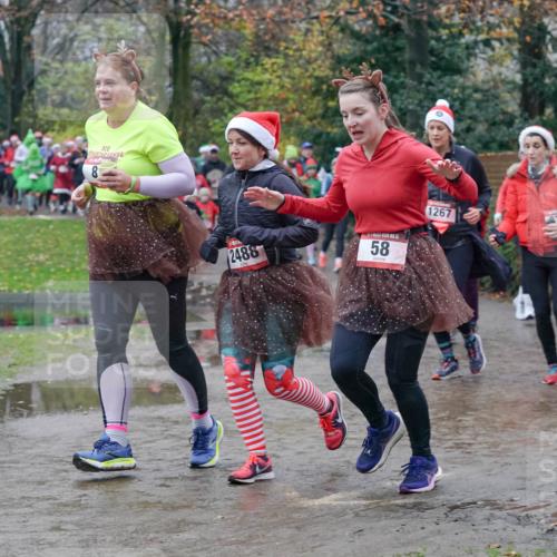 07.12.2025 - St. Pauli X-Mass-Run No. 15 Michael Burmester http://msf.ph/oto/9400988 07.12.2025 10:24:36 Laufen 2488, 15, 58, 1267 meine-sportfotos.de