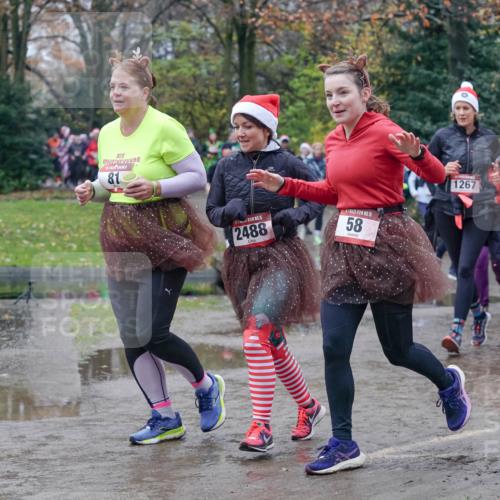 07.12.2025 - St. Pauli X-Mass-Run No. 15 Michael Burmester http://msf.ph/oto/9400990 07.12.2025 10:24:36 Laufen 81, 15, 2488, 15, 58, 1267, 2796 meine-sportfotos.de