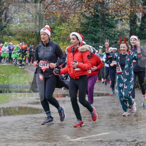 07.12.2025 - St. Pauli X-Mass-Run No. 15 Michael Burmester http://msf.ph/oto/9400996 07.12.2025 10:24:38 Laufen 302, 1267, 32, 1758 meine-sportfotos.de