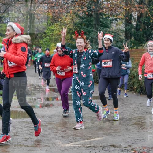 07.12.2025 - St. Pauli X-Mass-Run No. 15 Michael Burmester http://msf.ph/oto/9400997 07.12.2025 10:24:38 Laufen 1267, 575, 275, 32, 4617, 503, 1758 meine-sportfotos.de