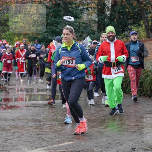 07.12.2025 - St. Pauli X-Mass-Run No. 15 Michael Burmester http://msf.ph/oto/9401027 07.12.2025 10:24:44 Laufen 15, 1750, 510, 741, 2082 meine-sportfotos.de