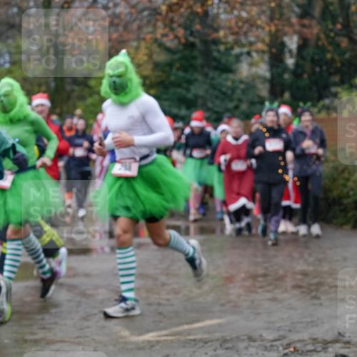 07.12.2025 - St. Pauli X-Mass-Run No. 15 Michael Burmester http://msf.ph/oto/9401049 07.12.2025 10:24:49 Laufen 2321 meine-sportfotos.de