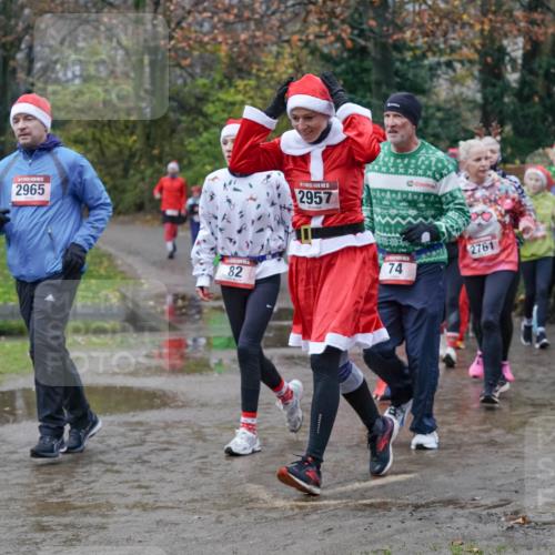 07.12.2025 - St. Pauli X-Mass-Run No. 15 Michael Burmester http://msf.ph/oto/9401087 07.12.2025 10:24:59 Laufen 2965, 82, 5, 2957, 74, 2761, 100, 221 meine-sportfotos.de