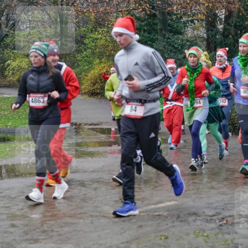 07.12.2025 - St. Pauli X-Mass-Run No. 15 Michael Burmester http://msf.ph/oto/9401100 07.12.2025 10:25:02 Laufen 4863, 94, 84, 392, 908 meine-sportfotos.de