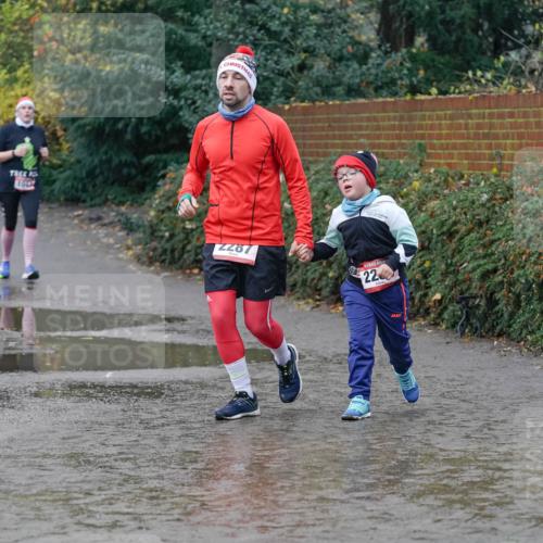 07.12.2025 - St. Pauli X-Mass-Run No. 15 Michael Burmester http://msf.ph/oto/9401122 07.12.2025 10:25:08 Laufen 2287, 22 meine-sportfotos.de