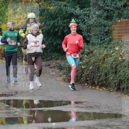 07.12.2025 - St. Pauli X-Mass-Run No. 15 Michael Burmester http://msf.ph/oto/9401137 07.12.2025 10:25:17 Laufen 2642, 1098, 93, 2674, 78, 264, 60 meine-sportfotos.de