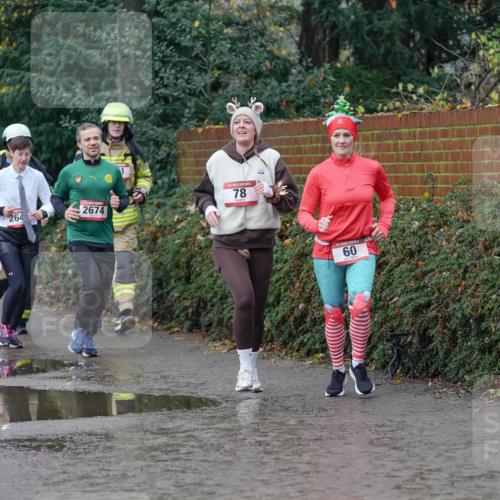 07.12.2025 - St. Pauli X-Mass-Run No. 15 Michael Burmester http://msf.ph/oto/9401142 07.12.2025 10:25:20 Laufen 2642, 1098, 264, 78, 2674, 60 meine-sportfotos.de
