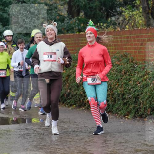 07.12.2025 - St. Pauli X-Mass-Run No. 15 Michael Burmester http://msf.ph/oto/9401149 07.12.2025 10:25:22 Laufen 486, 2642, 26, 15, 78, 60 meine-sportfotos.de