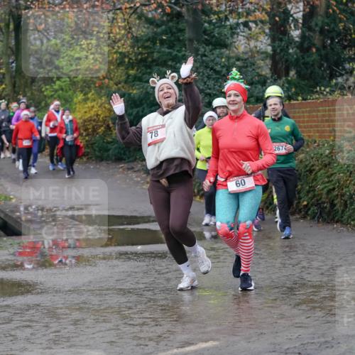 07.12.2025 - St. Pauli X-Mass-Run No. 15 Michael Burmester http://msf.ph/oto/9401152 07.12.2025 10:25:23 Laufen 78, 60, 2674 meine-sportfotos.de