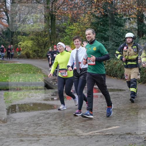 07.12.2025 - St. Pauli X-Mass-Run No. 15 Michael Burmester http://msf.ph/oto/9401174 07.12.2025 10:25:26 Laufen 2642, 26, 98, 931 meine-sportfotos.de