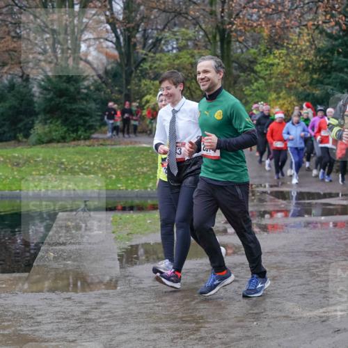 07.12.2025 - St. Pauli X-Mass-Run No. 15 Michael Burmester http://msf.ph/oto/9401177 07.12.2025 10:25:27 Laufen 13, 98, 931 meine-sportfotos.de