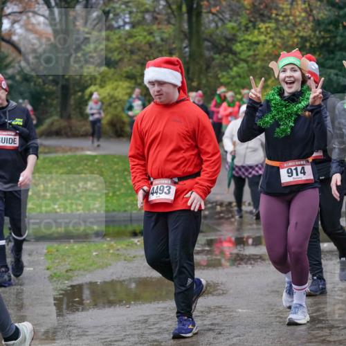 07.12.2025 - St. Pauli X-Mass-Run No. 15 Michael Burmester http://msf.ph/oto/9401216 07.12.2025 10:25:37 Laufen 3, 15, 4493, 914, 15, 917 meine-sportfotos.de