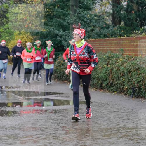 07.12.2025 - St. Pauli X-Mass-Run No. 15 Michael Burmester http://msf.ph/oto/9401229 07.12.2025 10:25:41 Laufen 1055, 101, 2092 meine-sportfotos.de