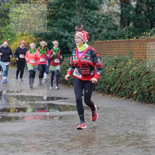 07.12.2025 - St. Pauli X-Mass-Run No. 15 Michael Burmester http://msf.ph/oto/9401230 07.12.2025 10:25:41 Laufen 916, 2092 meine-sportfotos.de