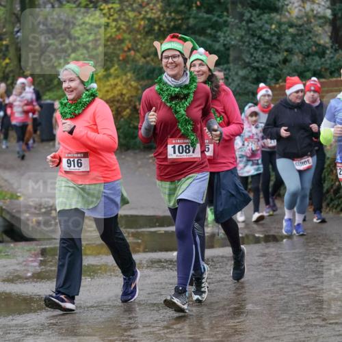 07.12.2025 - St. Pauli X-Mass-Run No. 15 Michael Burmester http://msf.ph/oto/9401255 07.12.2025 10:25:47 Laufen 15, 916, 15, 1087, 5, 232 meine-sportfotos.de