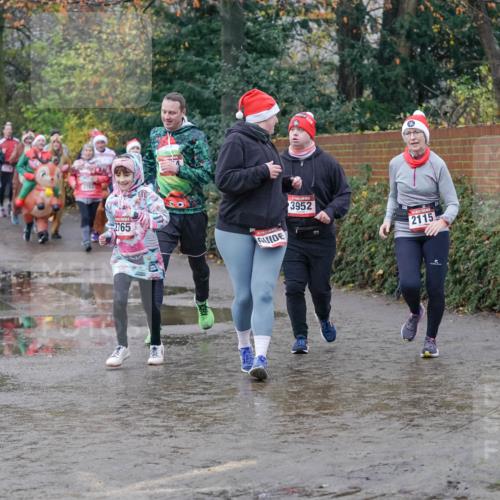 07.12.2025 - St. Pauli X-Mass-Run No. 15 Michael Burmester http://msf.ph/oto/9401270 07.12.2025 10:25:51 Laufen 2765, 3952, 2115 meine-sportfotos.de