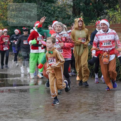 07.12.2025 - St. Pauli X-Mass-Run No. 15 Michael Burmester http://msf.ph/oto/9401297 07.12.2025 10:25:58 Laufen 215, 152, 25, 2339, 2341, 63, 779, 2340 meine-sportfotos.de