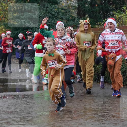 07.12.2025 - St. Pauli X-Mass-Run No. 15 Michael Burmester http://msf.ph/oto/9401298 07.12.2025 10:25:59 Laufen 2158, 25, 1521, 23, 2341, 5, 2779, 2340 meine-sportfotos.de