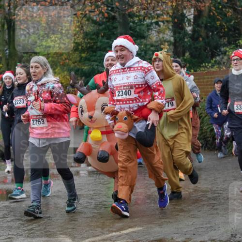 07.12.2025 - St. Pauli X-Mass-Run No. 15 Michael Burmester http://msf.ph/oto/9401308 07.12.2025 10:26:01 Laufen 2220, 2763, 2340, 5, 779, 3350 meine-sportfotos.de