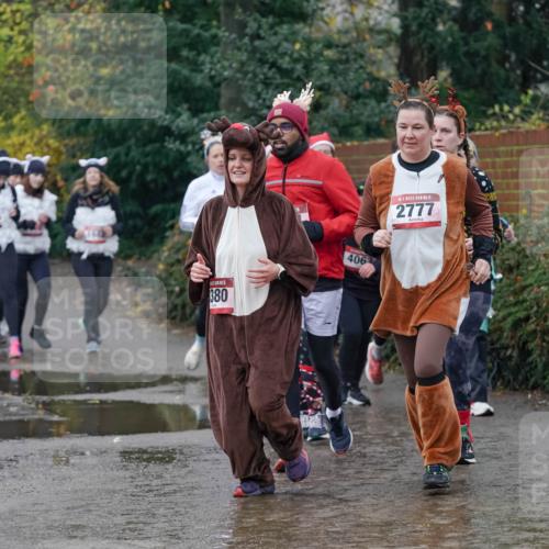 07.12.2025 - St. Pauli X-Mass-Run No. 15 Michael Burmester http://msf.ph/oto/9401338 07.12.2025 10:26:08 Laufen 380, 406, 2777 meine-sportfotos.de