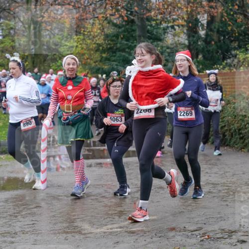 07.12.2025 - St. Pauli X-Mass-Run No. 15 Michael Burmester http://msf.ph/oto/9401363 07.12.2025 10:26:13 Laufen 1682, 2200, 890, 1063, 2269 meine-sportfotos.de