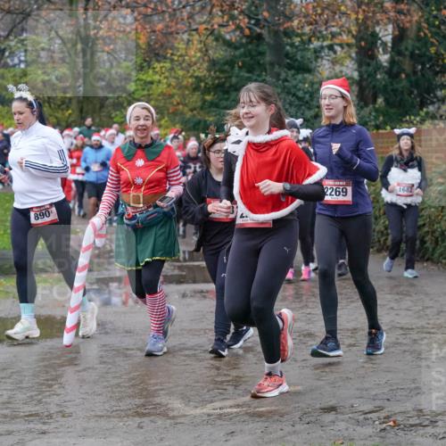 07.12.2025 - St. Pauli X-Mass-Run No. 15 Michael Burmester http://msf.ph/oto/9401364 07.12.2025 10:26:13 Laufen 890, 2269, 1682 meine-sportfotos.de