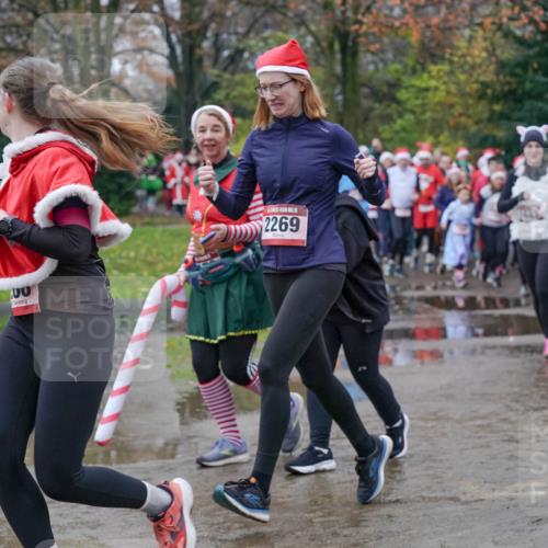07.12.2025 - St. Pauli X-Mass-Run No. 15 Michael Burmester http://msf.ph/oto/9401367 07.12.2025 10:26:14 Laufen 00, 2269 meine-sportfotos.de