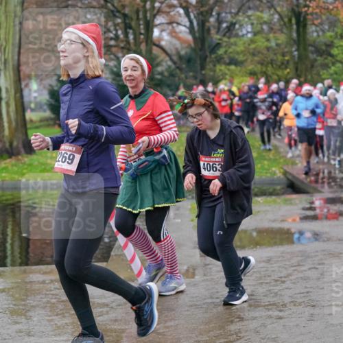 07.12.2025 - St. Pauli X-Mass-Run No. 15 Michael Burmester http://msf.ph/oto/9401368 07.12.2025 10:26:15 Laufen 15, 269, 5, 4063 meine-sportfotos.de