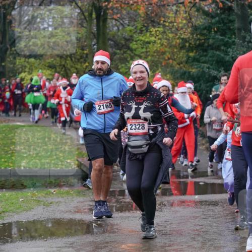 07.12.2025 - St. Pauli X-Mass-Run No. 15 Michael Burmester http://msf.ph/oto/9401398 07.12.2025 10:26:20 Laufen 2165, 2328, 1359, 1982 meine-sportfotos.de