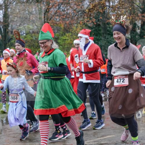 07.12.2025 - St. Pauli X-Mass-Run No. 15 Michael Burmester http://msf.ph/oto/9401411 07.12.2025 10:26:23 Laufen 178, 15, 1984, 2222, 15, 472, 2200 meine-sportfotos.de