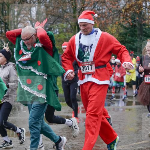 07.12.2025 - St. Pauli X-Mass-Run No. 15 Michael Burmester http://msf.ph/oto/9401429 07.12.2025 10:26:27 Laufen 15, 3017, 3102, 104, 153 meine-sportfotos.de