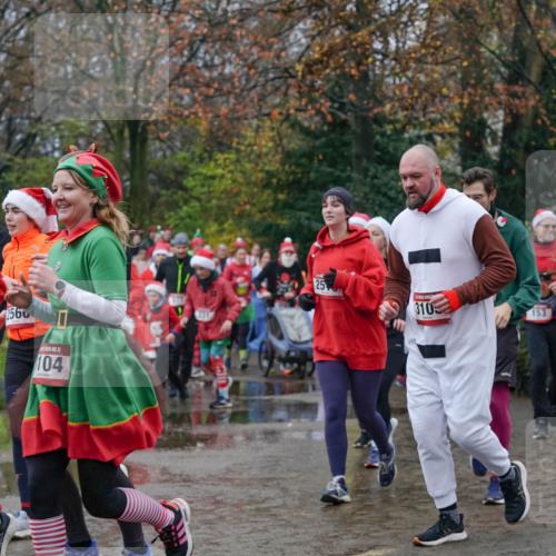 07.12.2025 - St. Pauli X-Mass-Run No. 15 Michael Burmester http://msf.ph/oto/9401433 07.12.2025 10:26:28 Laufen 200, 2560, 104, 25, 3109, 153, 3346 meine-sportfotos.de