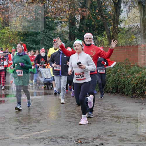 07.12.2025 - St. Pauli X-Mass-Run No. 15 Michael Burmester http://msf.ph/oto/9401443 07.12.2025 10:26:30 Laufen 4879, 479, 4866, 4615, 3346, 2989 meine-sportfotos.de