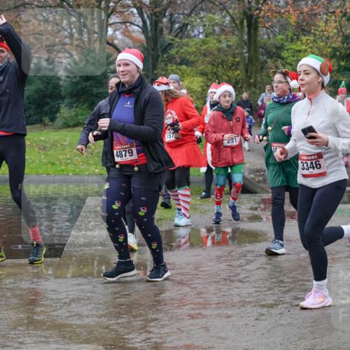 07.12.2025 - St. Pauli X-Mass-Run No. 15 Michael Burmester http://msf.ph/oto/9401447 07.12.2025 10:26:31 Laufen 4879, 157, 231, 49, 3346, 4615 meine-sportfotos.de