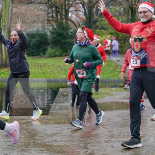 07.12.2025 - St. Pauli X-Mass-Run No. 15 Michael Burmester http://msf.ph/oto/9401453 07.12.2025 10:26:32 Laufen 866, 153 meine-sportfotos.de