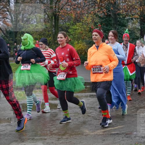 07.12.2025 - St. Pauli X-Mass-Run No. 15 Michael Burmester http://msf.ph/oto/9401477 07.12.2025 10:26:37 Laufen 282, 2737, 2738, 2837, 395 meine-sportfotos.de