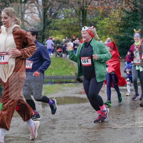 07.12.2025 - St. Pauli X-Mass-Run No. 15 Michael Burmester http://msf.ph/oto/9401496 07.12.2025 10:26:42 Laufen 194, 471, 881, 564, 1730 meine-sportfotos.de