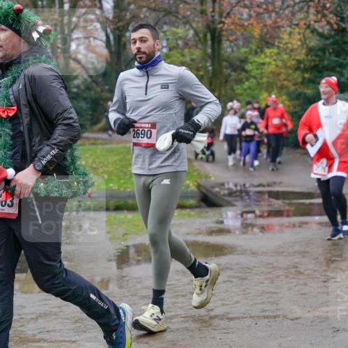 07.12.2025 - St. Pauli X-Mass-Run No. 15 Michael Burmester http://msf.ph/oto/9401514 07.12.2025 10:26:46 Laufen 7003, 2690 meine-sportfotos.de