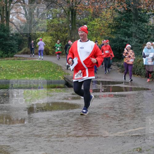 07.12.2025 - St. Pauli X-Mass-Run No. 15 Michael Burmester http://msf.ph/oto/9401520 07.12.2025 10:26:47 Laufen 2575, 2105, 210 meine-sportfotos.de