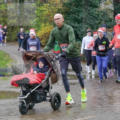 07.12.2025 - St. Pauli X-Mass-Run No. 15 Michael Burmester http://msf.ph/oto/9401544 07.12.2025 10:26:54 Laufen 2959, 15, 2646, 4478, 3228 meine-sportfotos.de