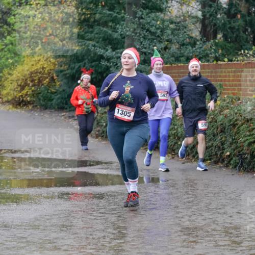 07.12.2025 - St. Pauli X-Mass-Run No. 15 Michael Burmester http://msf.ph/oto/9401584 07.12.2025 10:27:04 Laufen 1305, 592, 590 meine-sportfotos.de