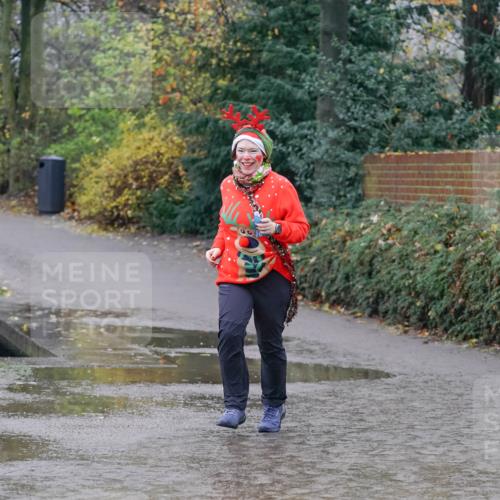 07.12.2025 - St. Pauli X-Mass-Run No. 15 Michael Burmester http://msf.ph/oto/9401611 07.12.2025 10:27:09 Laufen  meine-sportfotos.de
