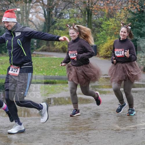 07.12.2025 - St. Pauli X-Mass-Run No. 15 Michael Burmester http://msf.ph/oto/9401666 07.12.2025 10:27:38 Laufen 391, 3437, 2593, 2607 meine-sportfotos.de