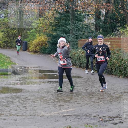 07.12.2025 - St. Pauli X-Mass-Run No. 15 Michael Burmester http://msf.ph/oto/9401675 07.12.2025 10:27:40 Laufen 4128 meine-sportfotos.de