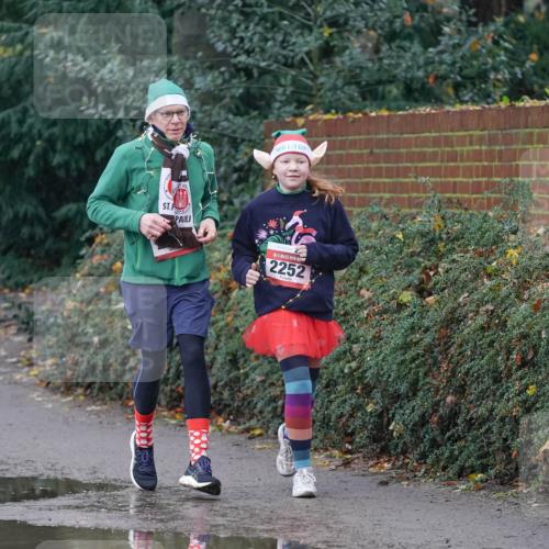 07.12.2025 - St. Pauli X-Mass-Run No. 15 Michael Burmester http://msf.ph/oto/9401702 07.12.2025 10:27:59 Laufen 2252 meine-sportfotos.de
