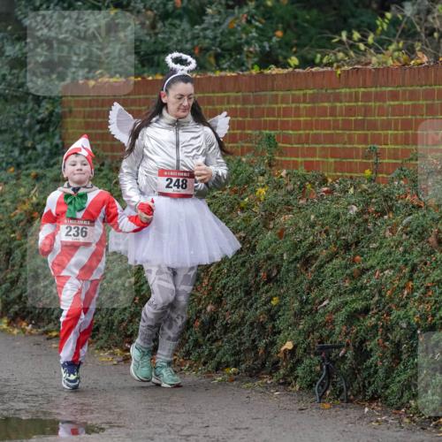 07.12.2025 - St. Pauli X-Mass-Run No. 15 Michael Burmester http://msf.ph/oto/9401731 07.12.2025 10:28:11 Laufen 0, 15, 236, 248 meine-sportfotos.de