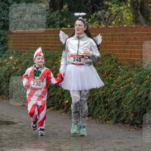 07.12.2025 - St. Pauli X-Mass-Run No. 15 Michael Burmester http://msf.ph/oto/9401735 07.12.2025 10:28:13 Laufen 15, 236, 15, 248 meine-sportfotos.de