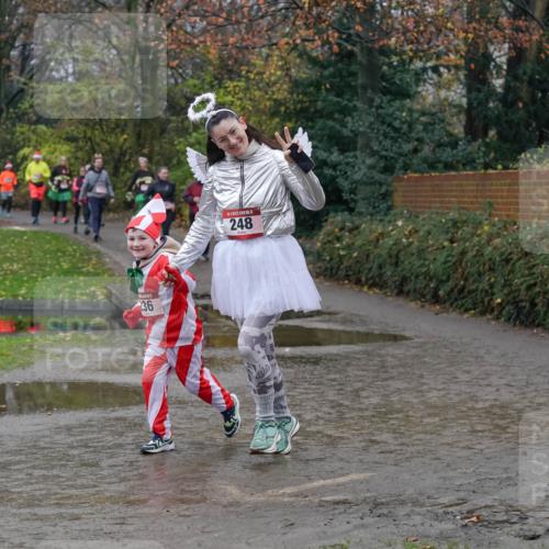 07.12.2025 - St. Pauli X-Mass-Run No. 15 Michael Burmester http://msf.ph/oto/9401742 07.12.2025 10:28:16 Laufen 36, 15, 248 meine-sportfotos.de